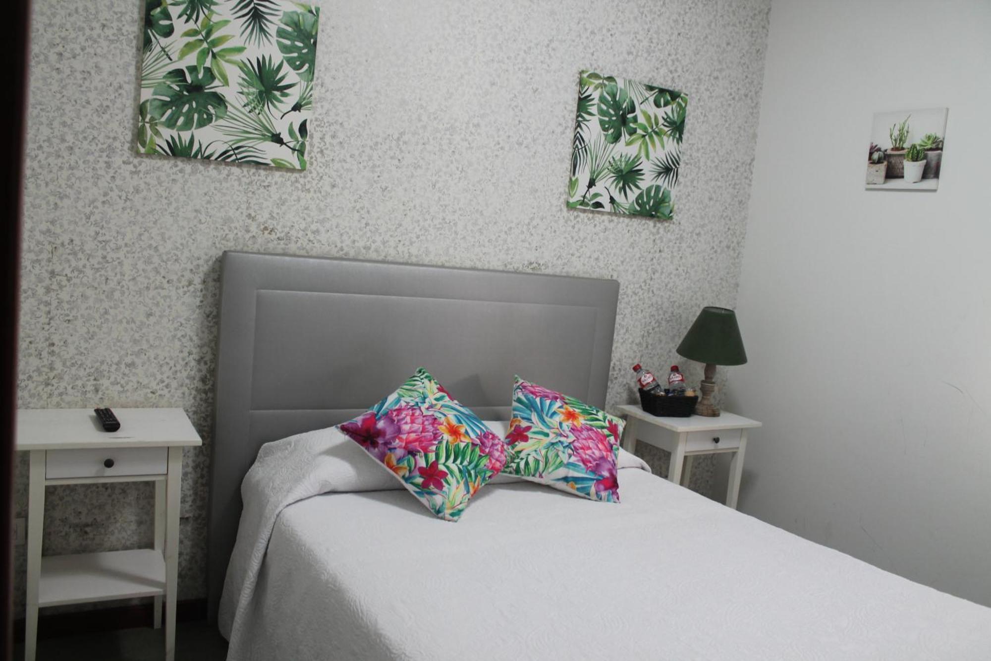 Pension Amarantos Suances Exterior photo